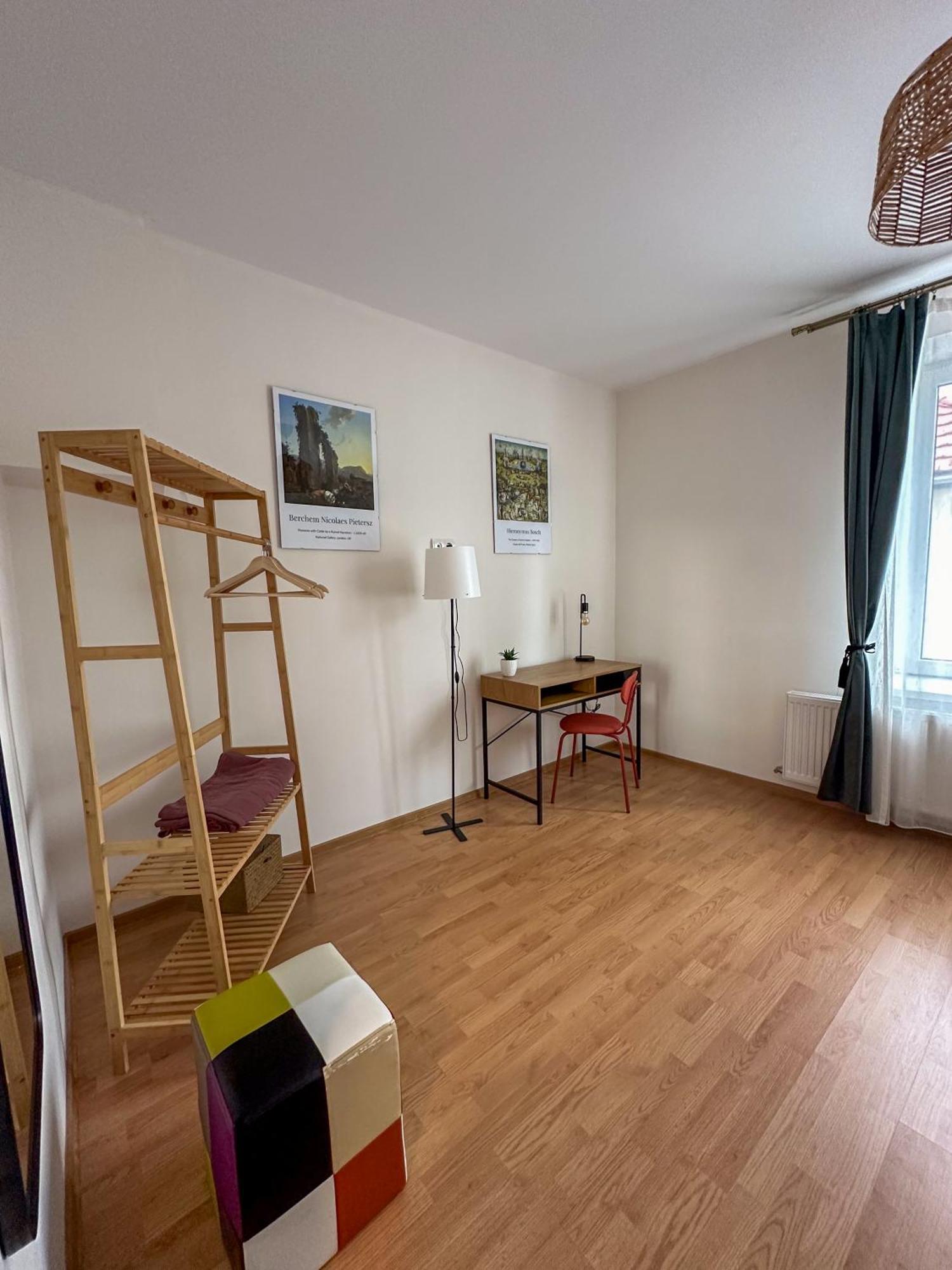 Serenity House Apartments シビウ 部屋 写真