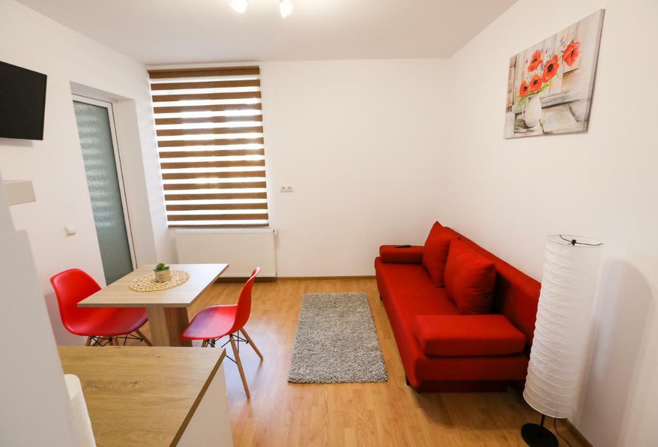 Serenity House Apartments シビウ エクステリア 写真